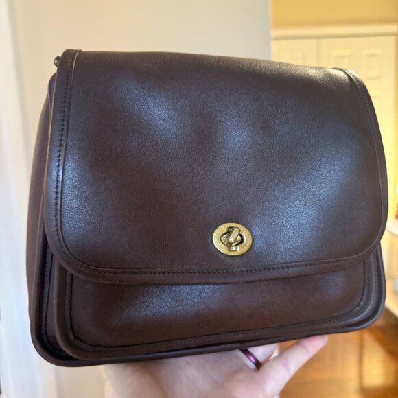 Vintage Mahogany Rambler's Legacy - Picture 3 of 15